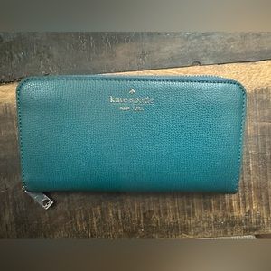 COPY - Kate Spade Wallet